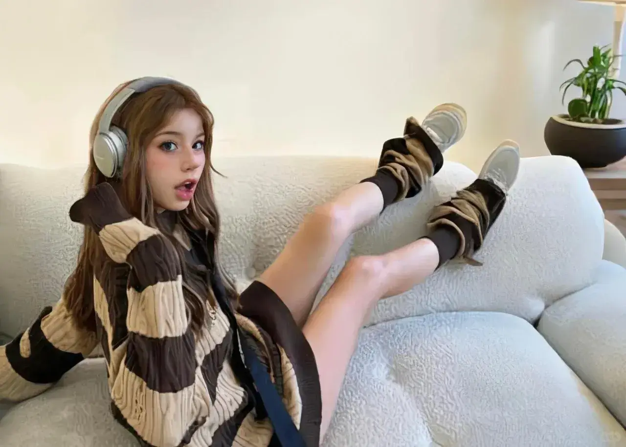 Europe Party Girl